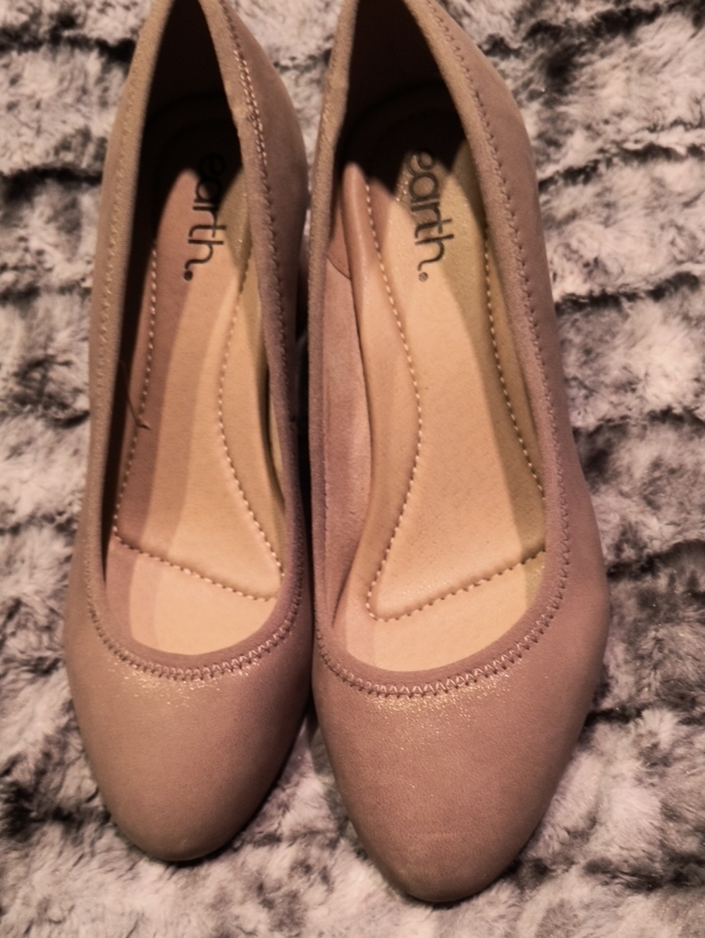 Earth Origins Neutral Taupe Pump Heels Women's